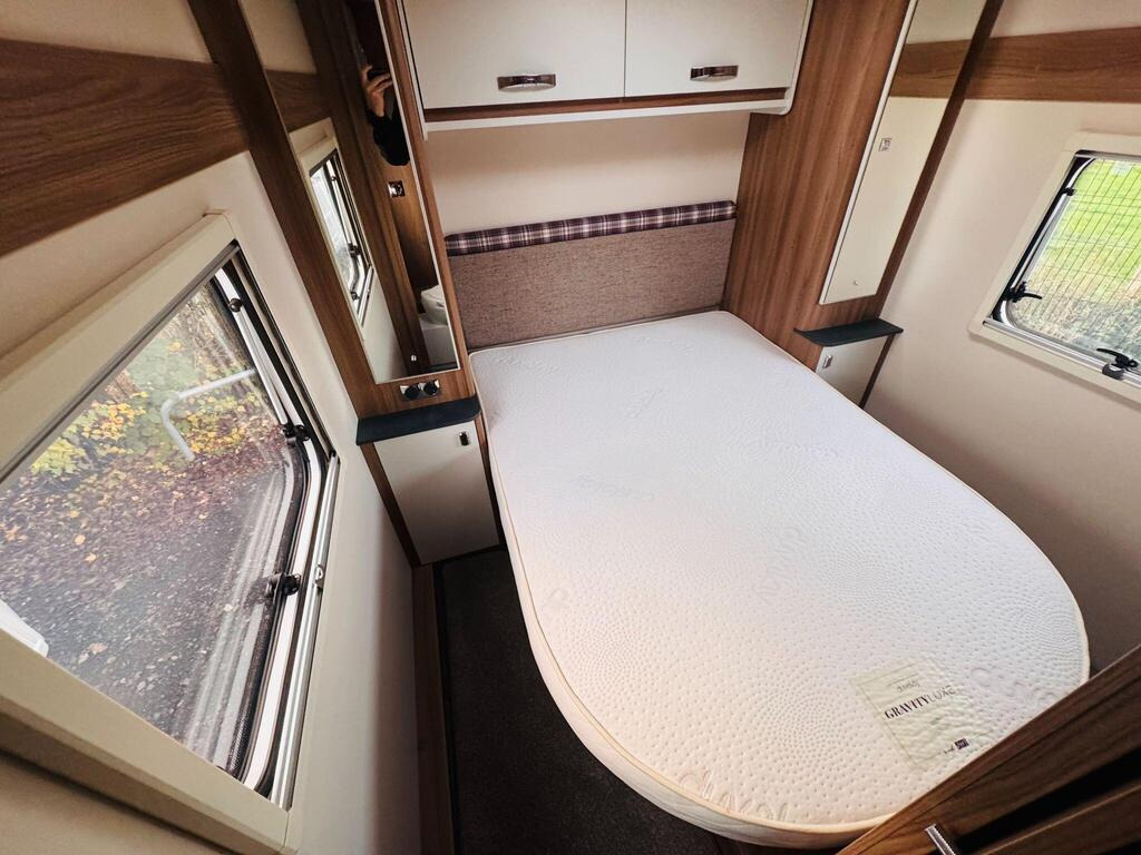 
								2020 Swift Sprite Major 4 EB Sunrise 560 full									