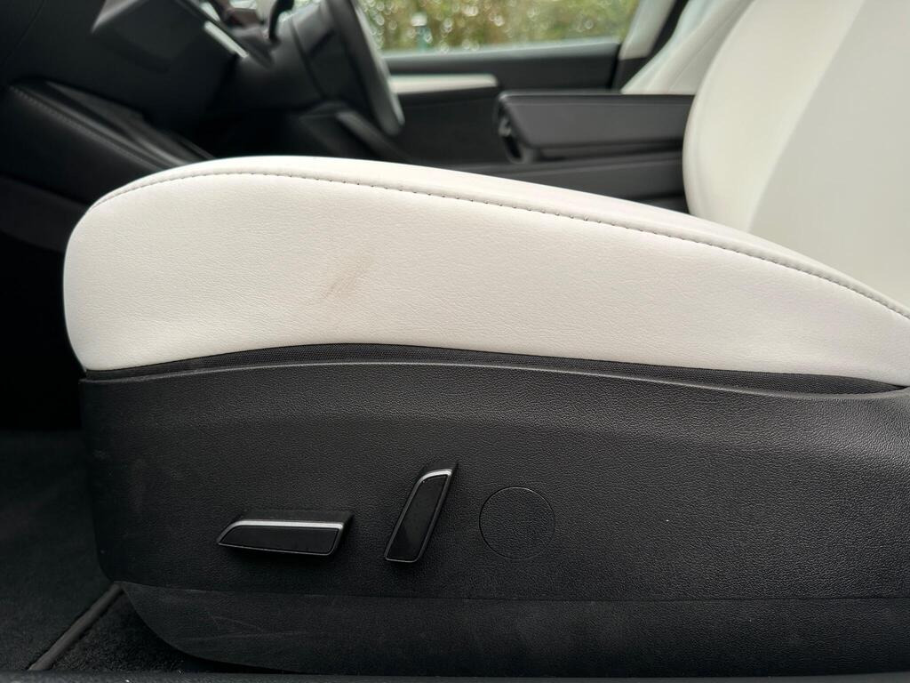 
								2022 Tesla Model 3 Standard Range Plus Auto RWD full									