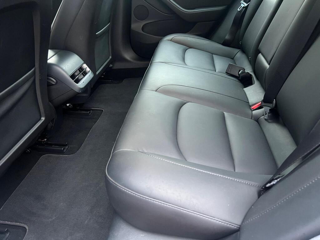 
								2021 Tesla Model 3 Standard Range Plus Auto RWD 4dr full									