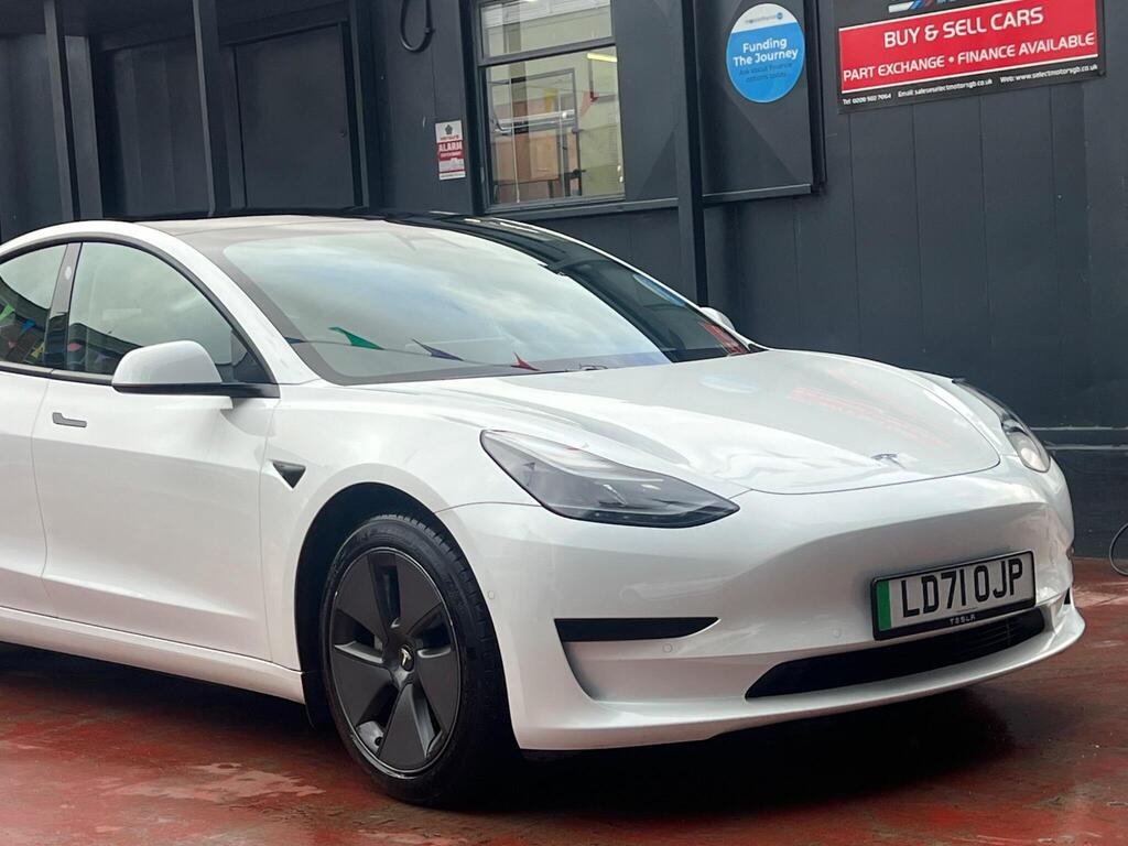 
								2021 Tesla Model 3 Standard Range Plus Auto RWD 4dr full									