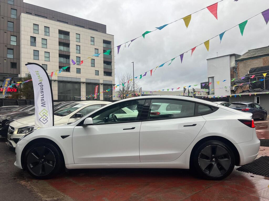 
								2021 Tesla Model 3 Standard Range Plus Auto RWD 4dr full									