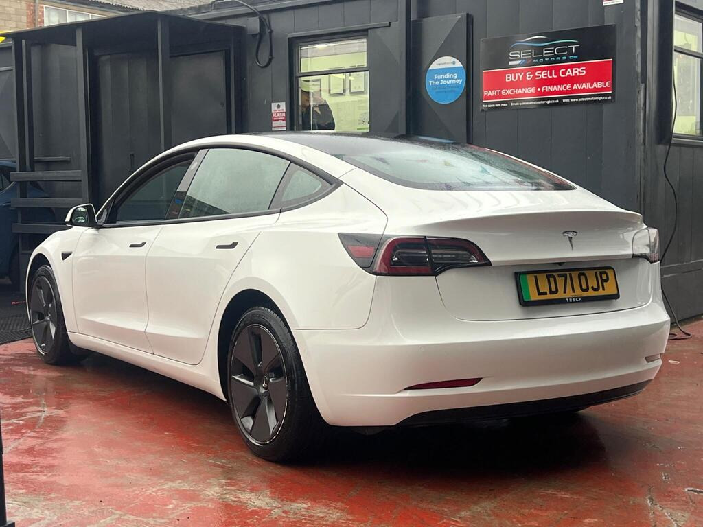 
								2021 Tesla Model 3 Standard Range Plus Auto RWD 4dr full									