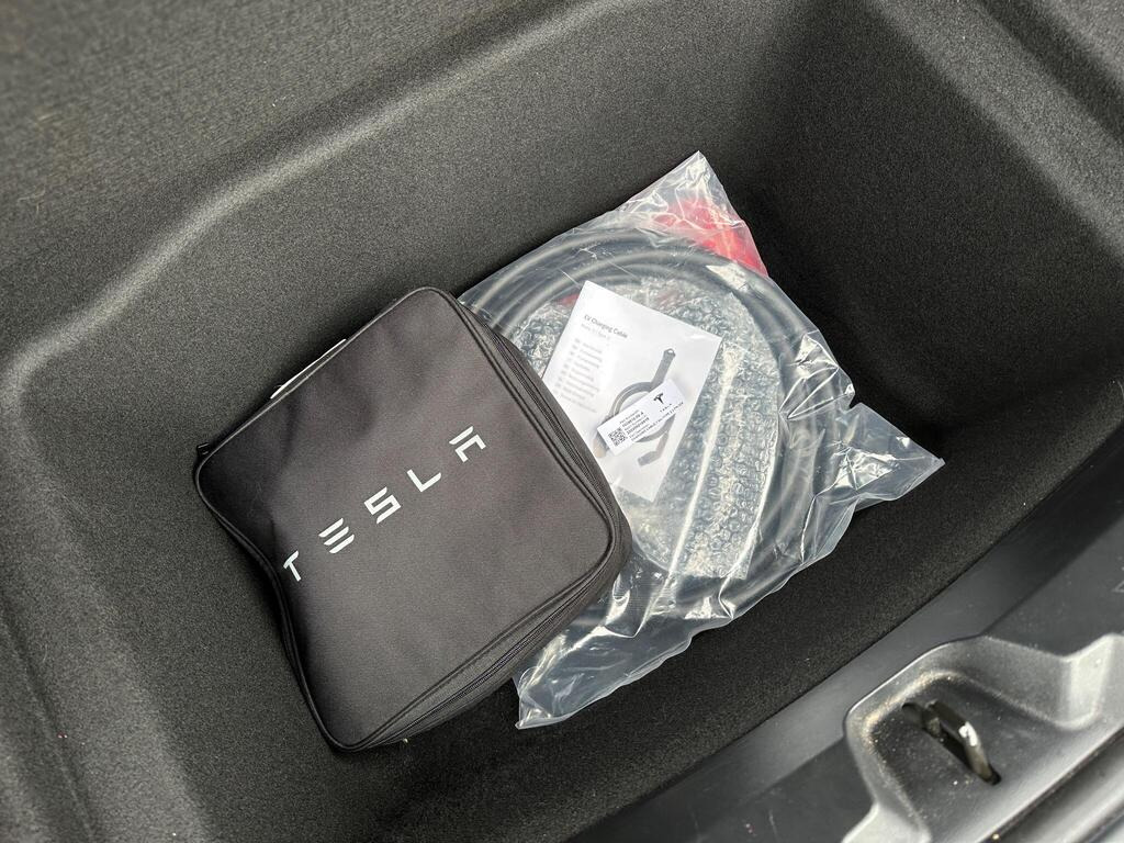 
								2022 Tesla Model 3 Standard Range Plus Auto RWD full									