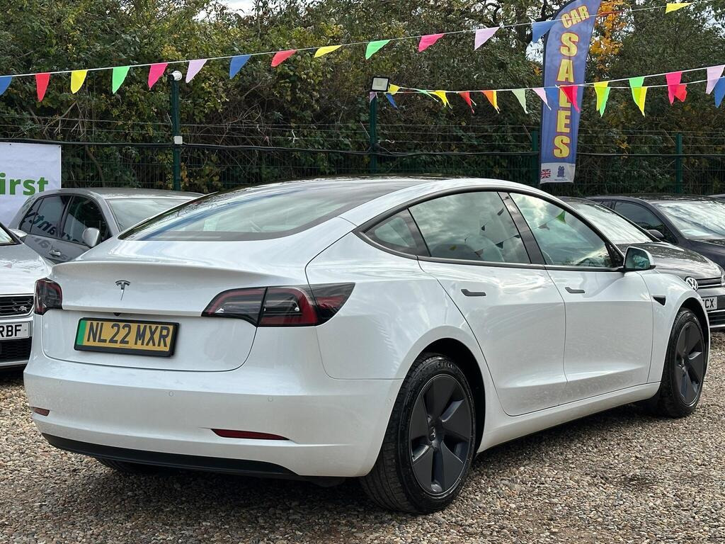 
								2022 Tesla Model 3 Standard Range Plus Auto RWD full									