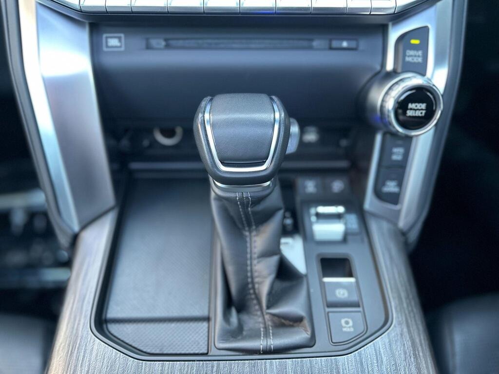 
								2024 Toyota Land Cruiser GR SPORT Turbo 3.3TD full									