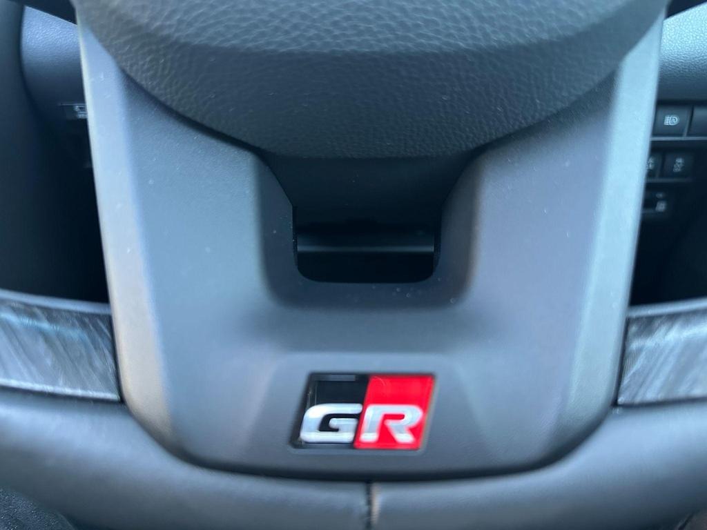 
								2024 Toyota Land Cruiser GR SPORT Turbo 3.3TD full									