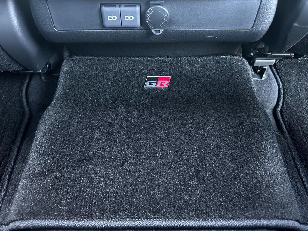 
								2024 Toyota Land Cruiser GR SPORT Turbo 3.3TD full									