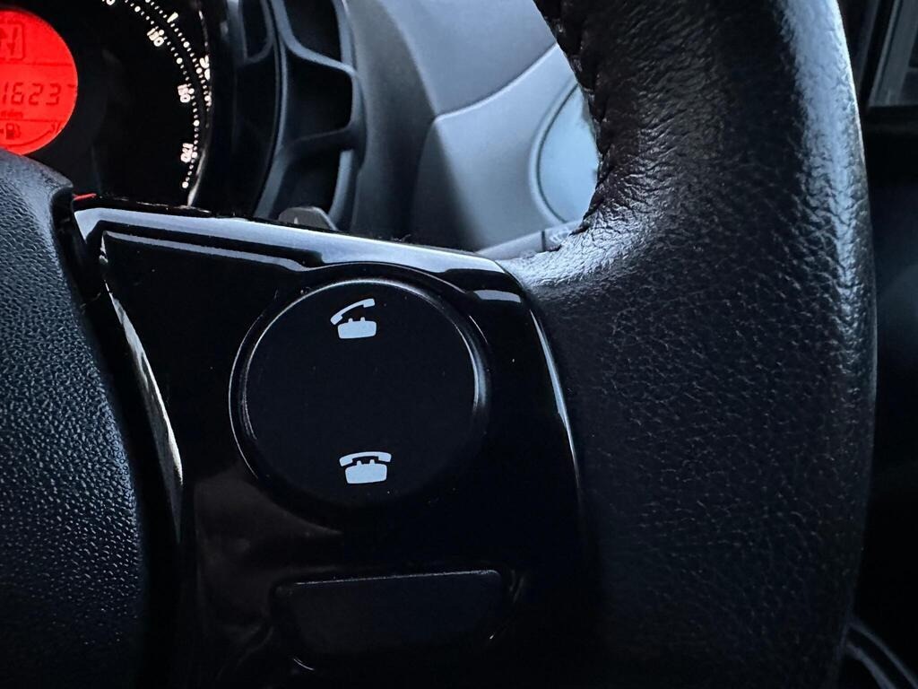 
								2019 Toyota AYGO 1.0 VVT-i x-trend Funroof x-shift full									