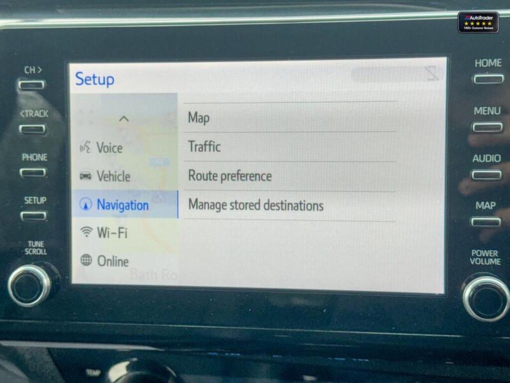 
								2023 Toyota Hilux Invincible X D-4D 2.8 LT full									