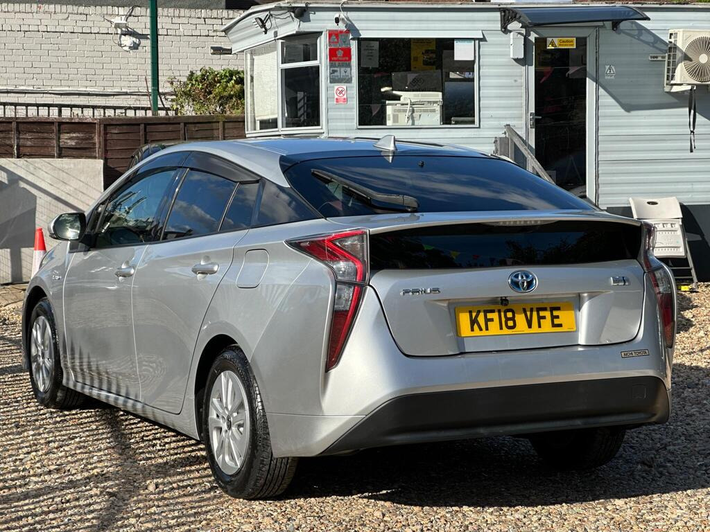 
								2018 Toyota Prius 1.8h Active Auto full									