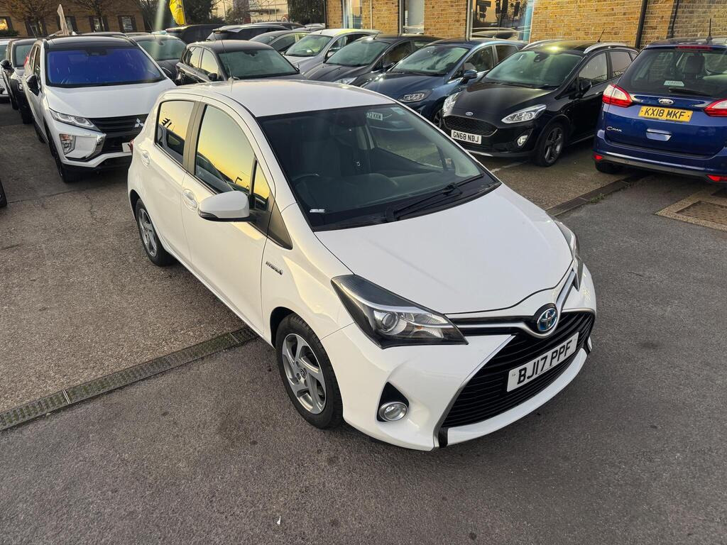 2017 Toyota Yaris 1.5 VVT-h Icon E-CVT