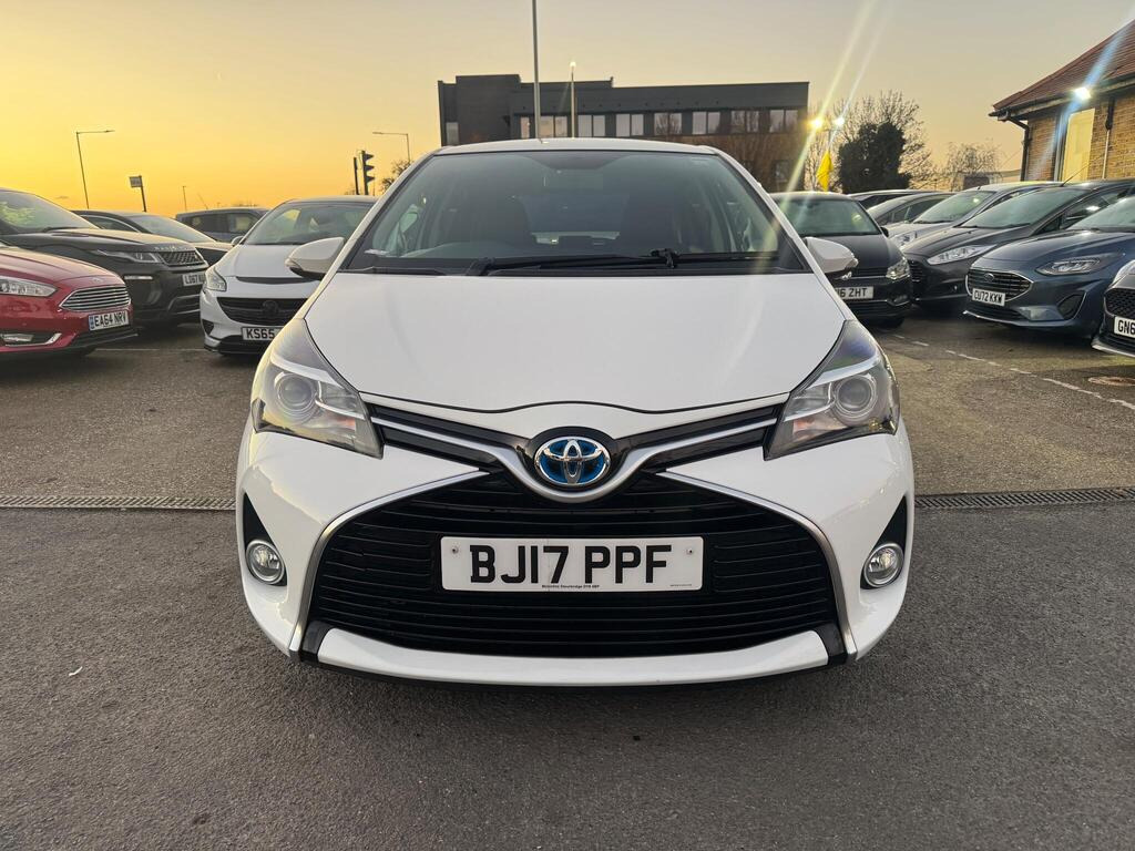 2017 Toyota Yaris 1.5 VVT-h Icon E-CVT