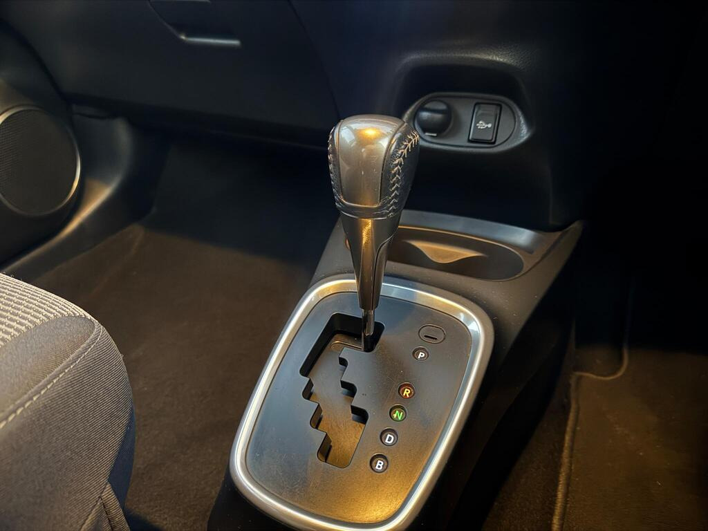 
								2017 Toyota Yaris 1.5 VVT-h Icon E-CVT full									