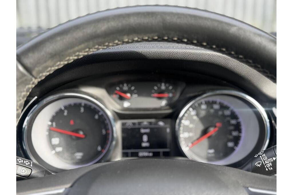 
								2019 Vauxhall Insignia 1.6 Turbo D ecoTEC Tech Line Nav Grand Sport full									