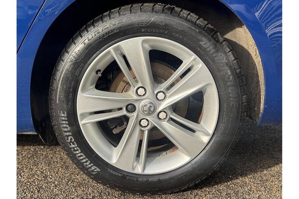 
								2019 Vauxhall Insignia 1.6 Turbo D ecoTEC Tech Line Nav Grand Sport full									