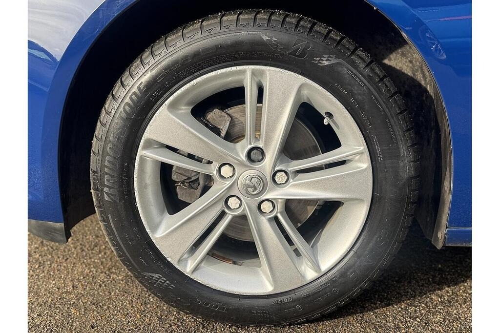 
								2019 Vauxhall Insignia 1.6 Turbo D ecoTEC Tech Line Nav Grand Sport full									