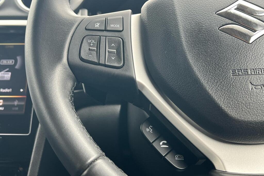 
								2025 Suzuki Vitara 1.5 Motion AGS Auto full									