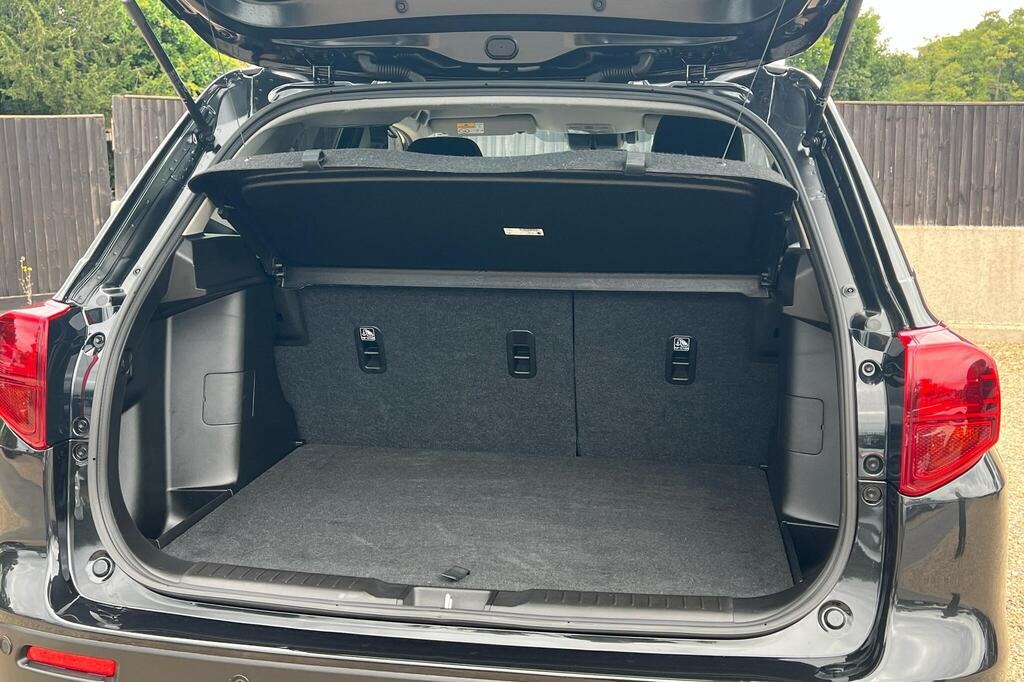 
								2025 Suzuki Vitara 1.5 Motion AGS Auto full									