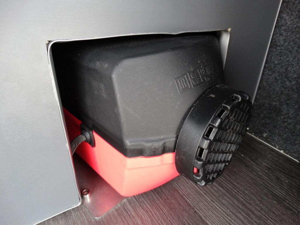 
								2018 Mercedes-Benz Vito 2.1 full									