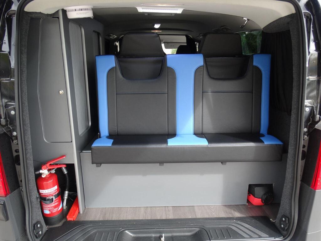 
								2018 Mercedes-Benz Vito 2.1 full									