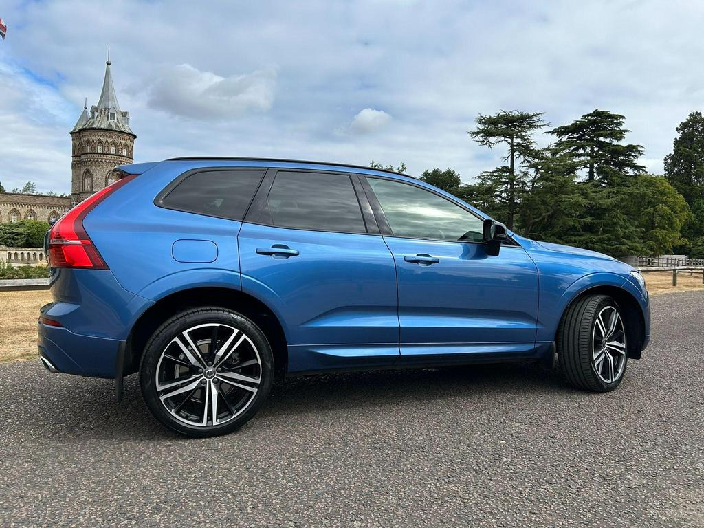 
								2020 Volvo XC60 2.0 B4 MHEV R-Design Pro Auto AWD full									