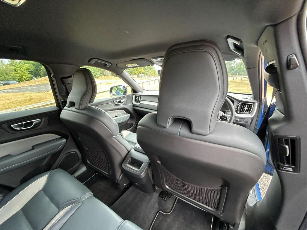 
								2020 Volvo XC60 2.0 B4 MHEV R-Design Pro Auto AWD full									