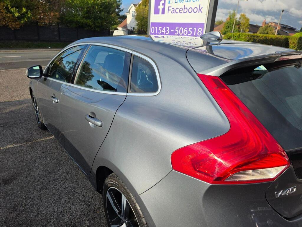 2016 Volvo V402.0 D4 R-Design