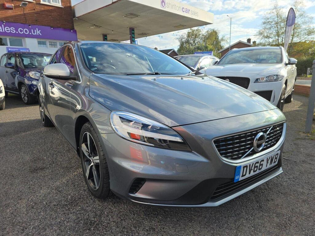 
								2016 Volvo V402.0 D4 R-Design full									