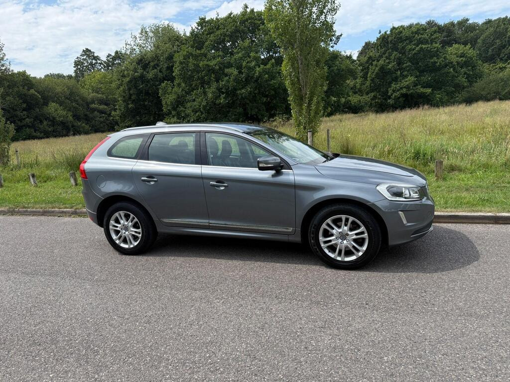 2015 Volvo XC 602.4 D5 SE Lux Nav Auto AWD