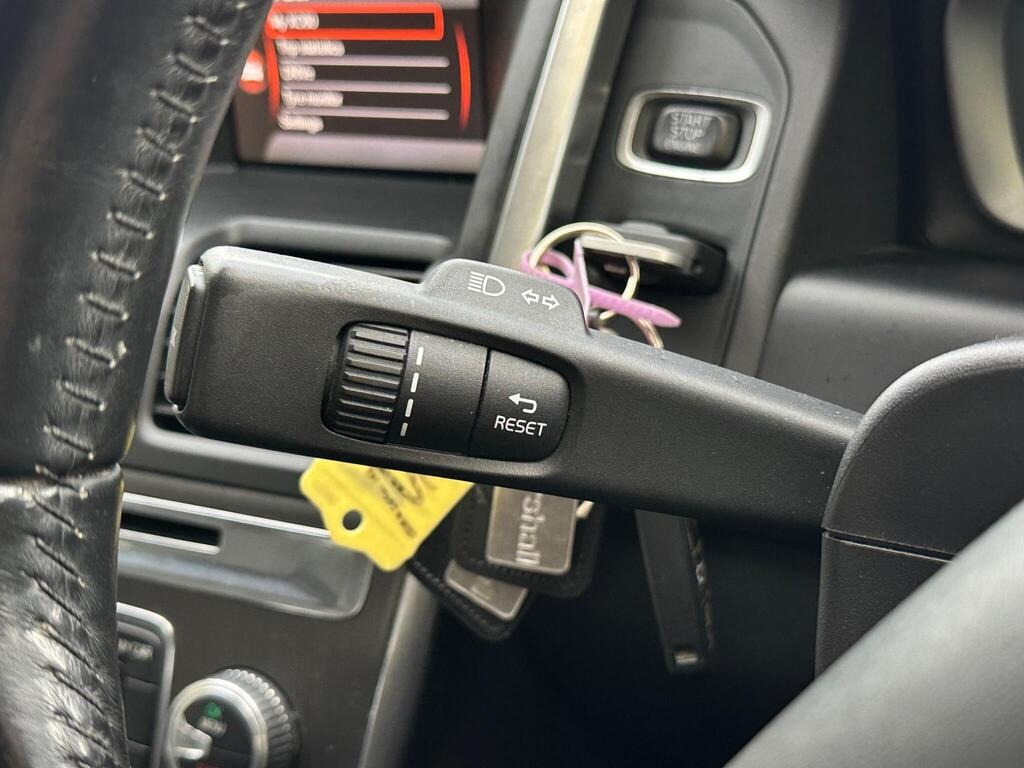 
								2015 Volvo XC60 2.0 D4 SE U full									