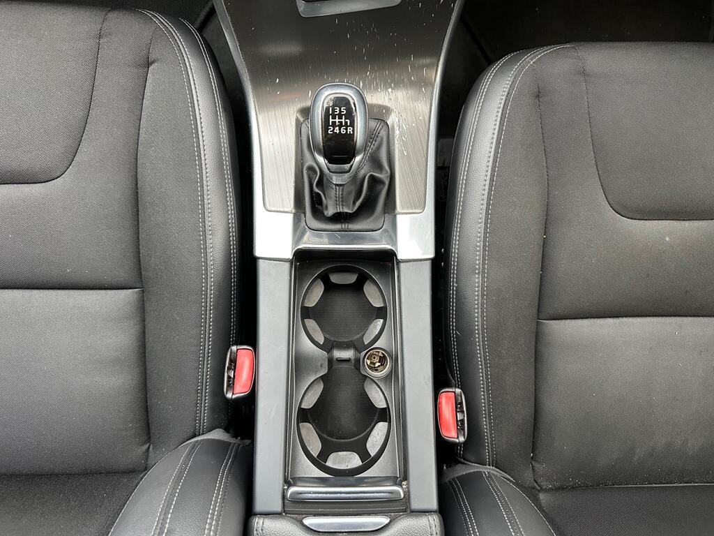 
								2015 Volvo XC60 2.0 D4 SE U full									