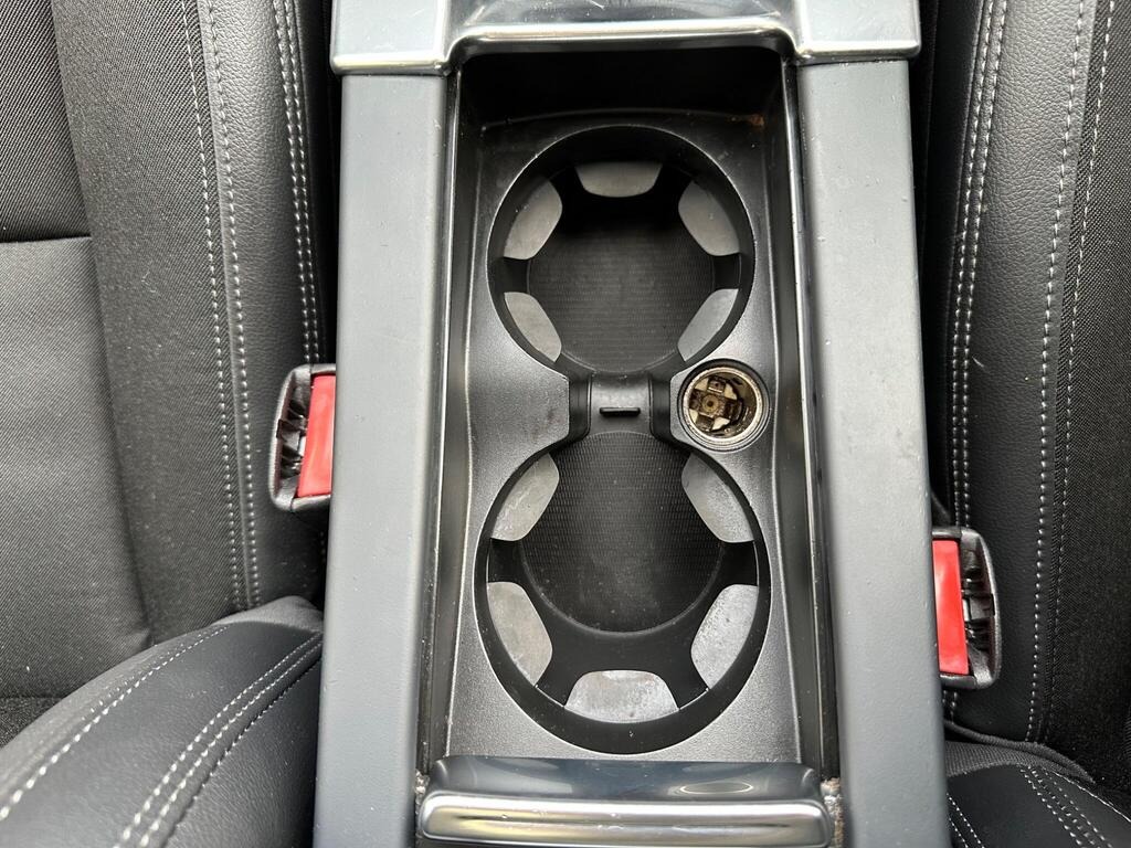 
								2015 Volvo XC60 2.0 D4 SE U full									