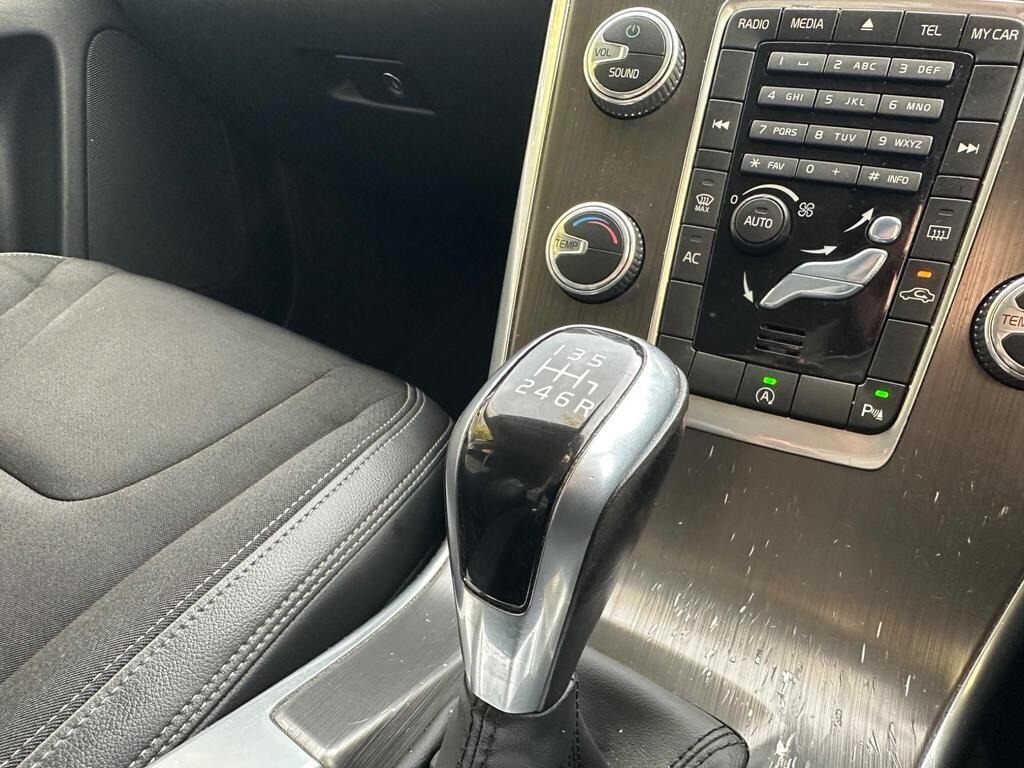 
								2015 Volvo XC60 2.0 D4 SE U full									