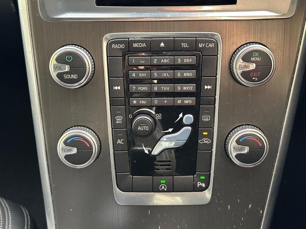 
								2015 Volvo XC60 2.0 D4 SE U full									