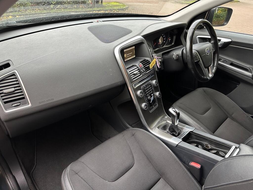 
								2015 Volvo XC60 2.0 D4 SE U full									