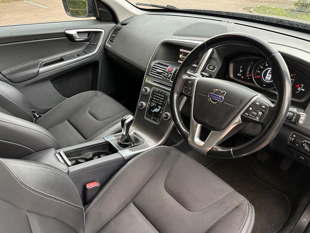 
								2015 Volvo XC60 2.0 D4 SE U full									