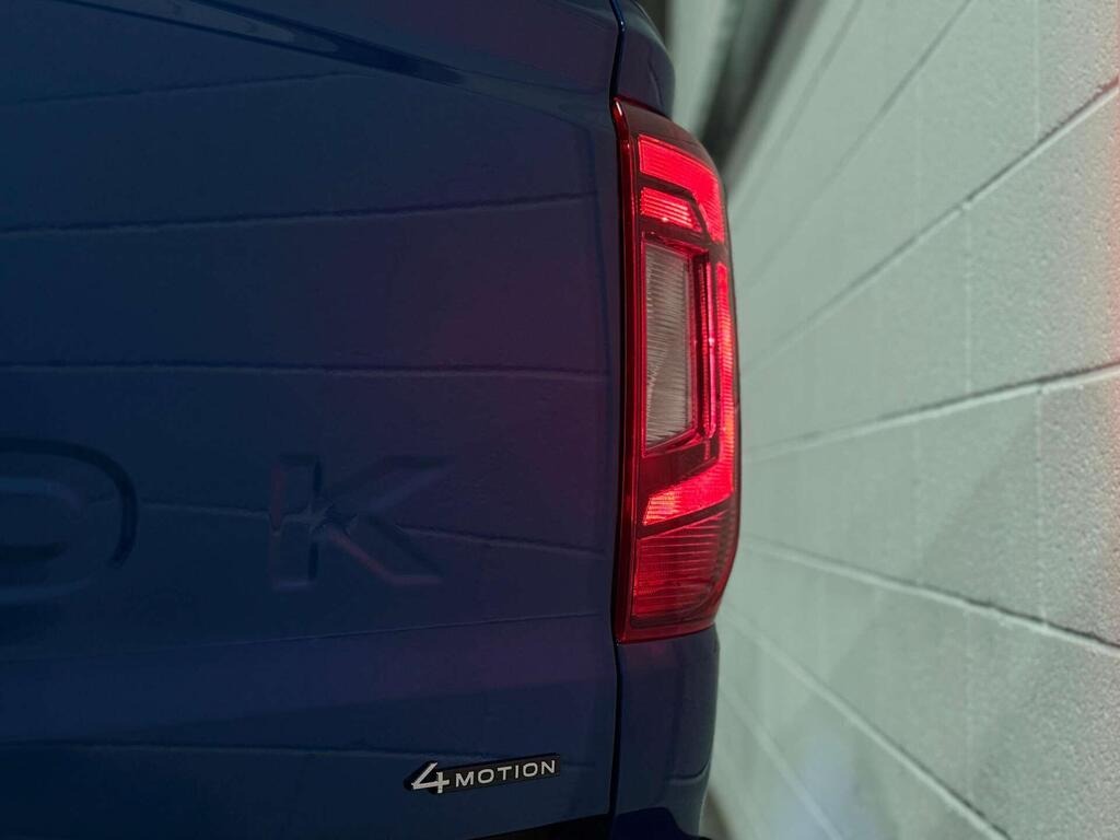 
								2025 Volkswagen Amarok 2.0 TDI Life 4Motion full									