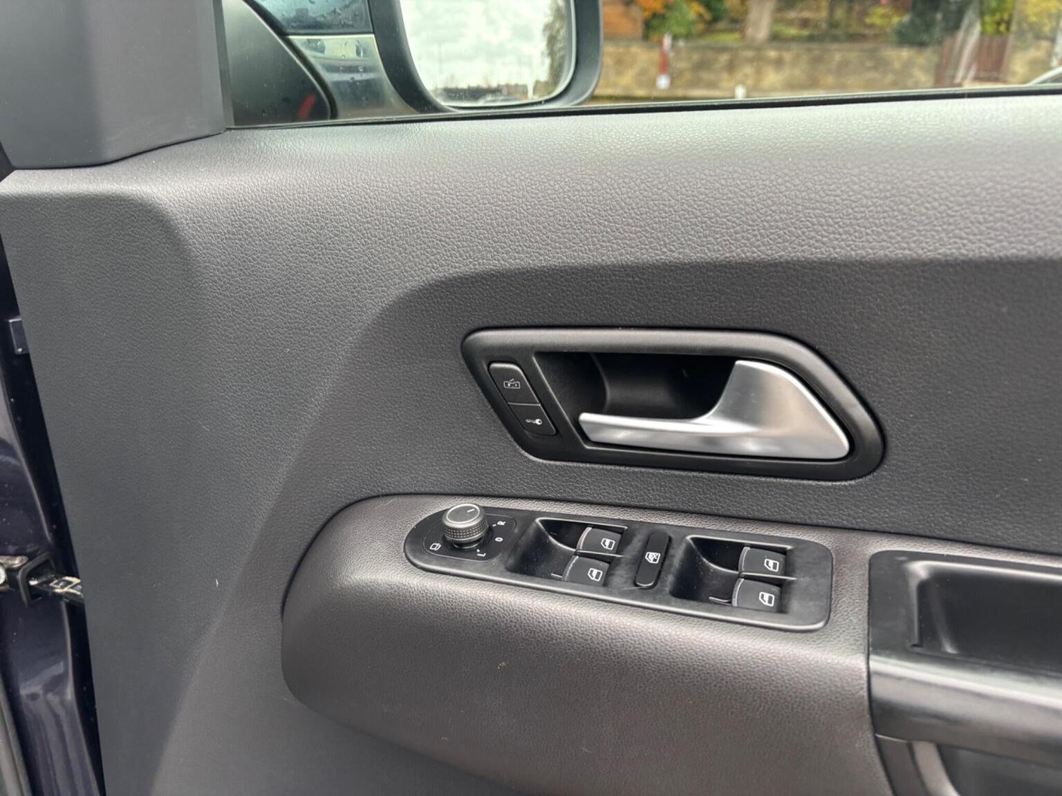 
								2018 Volkswagen Amarok 3.0 TDI V6 Highline Auto 4Motion full									