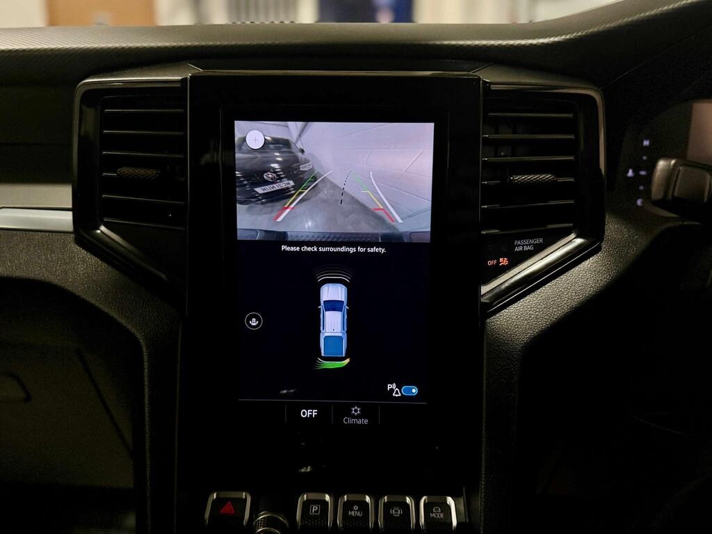 
								2025 Volkswagen Amarok 2.0 TDI Life 4Motion full									