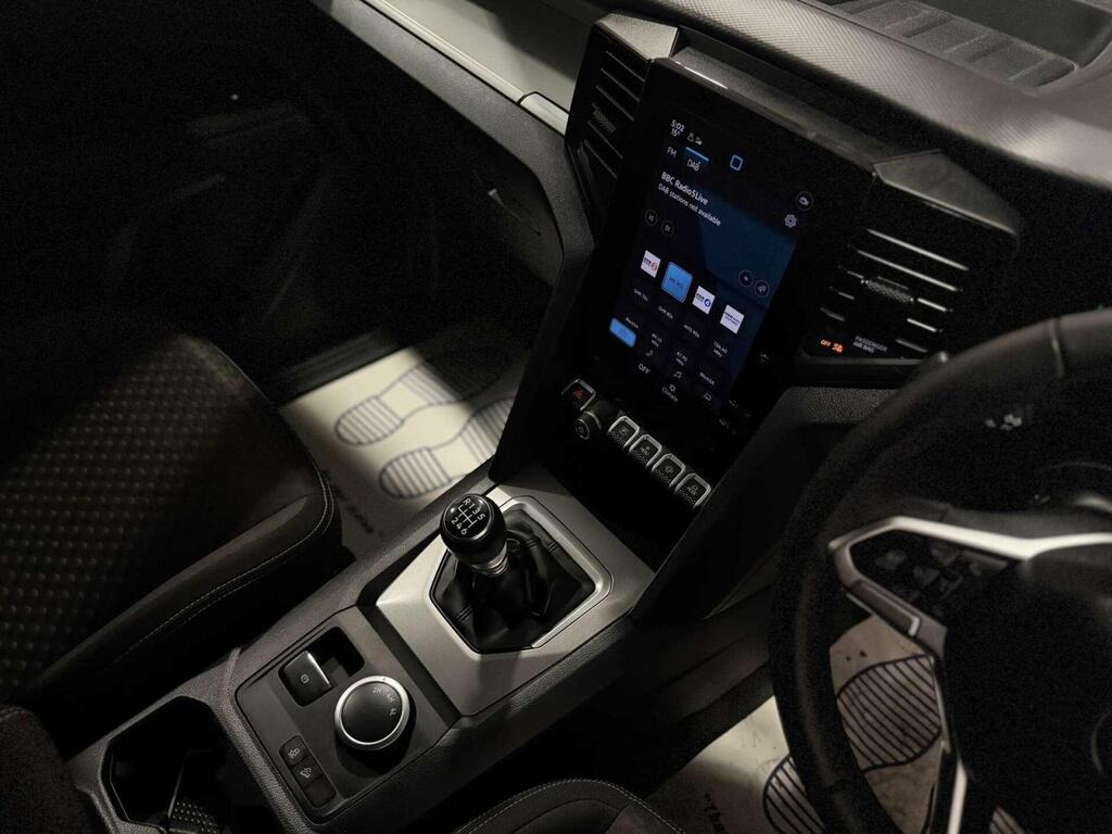 
								2025 Volkswagen Amarok 2.0 TDI Life 4Motion full									