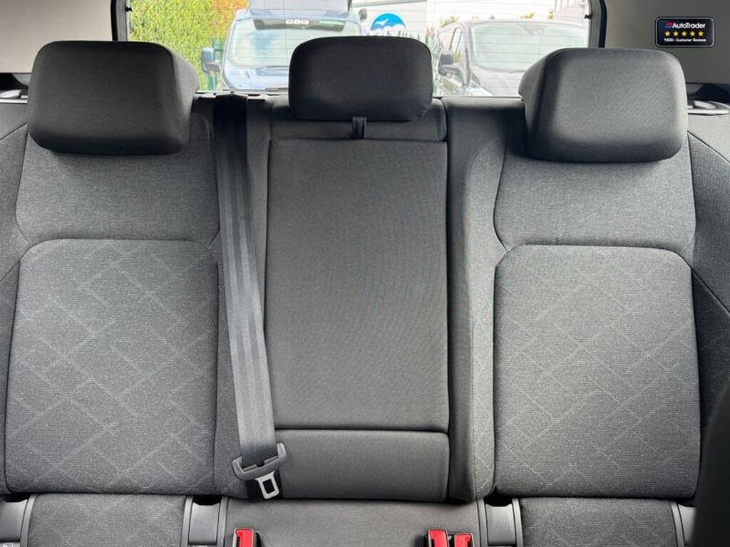 
								2023 Volkswagen Golf 2.0 TDI Life DSG full									