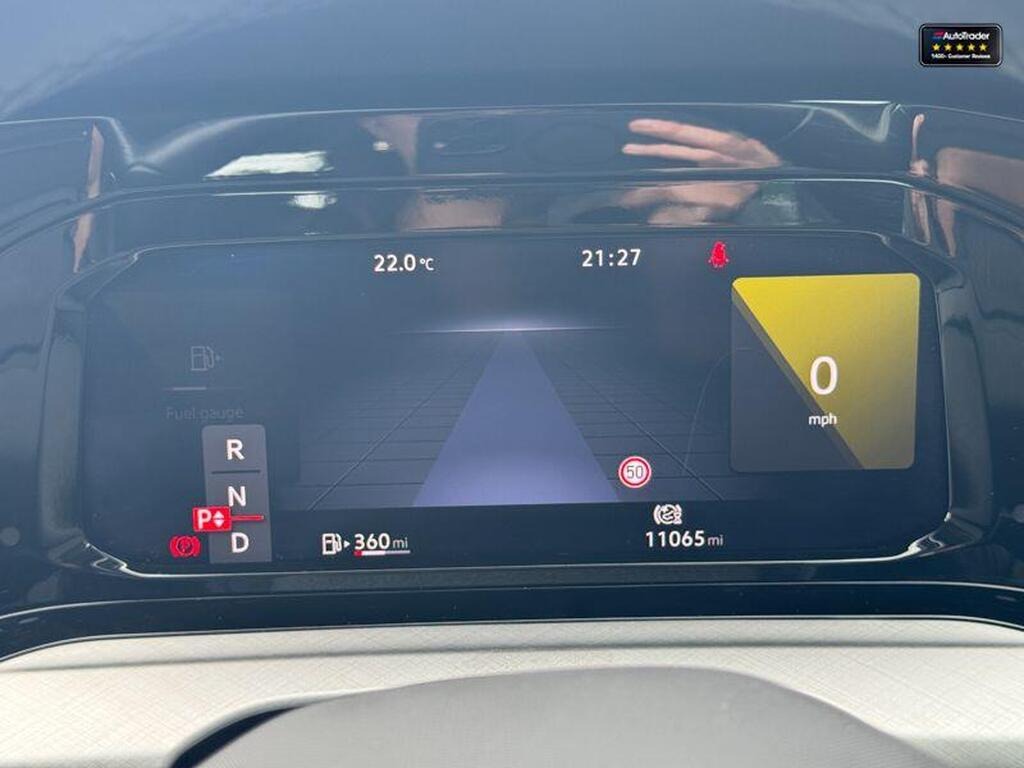 
								2023 Volkswagen Golf 2.0 TDI Life DSG full									