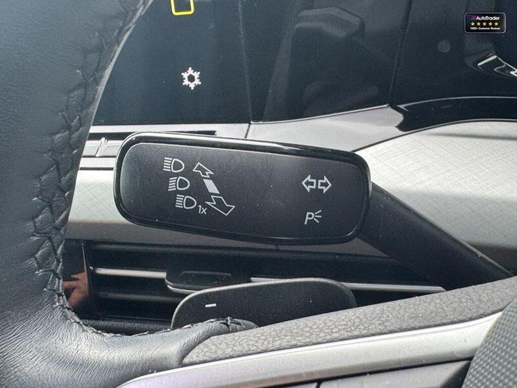 
								2023 Volkswagen Golf 2.0 TDI Life DSG full									