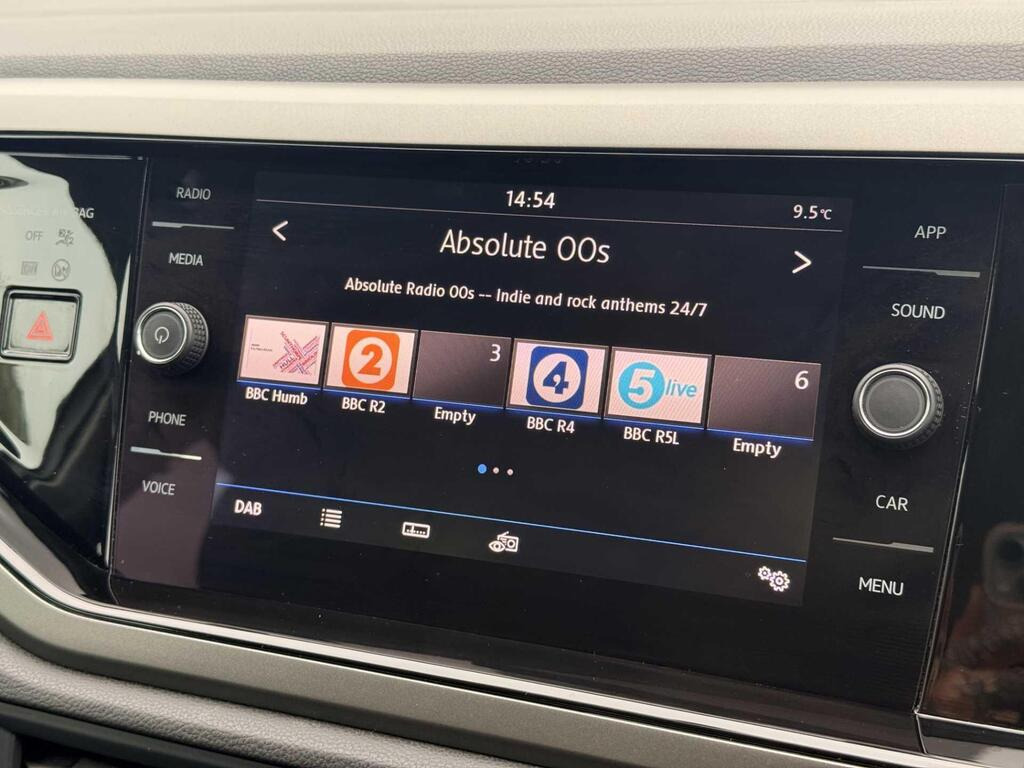 
								2020 Volkswagen Polo 1.0 TSI SE DSG full									