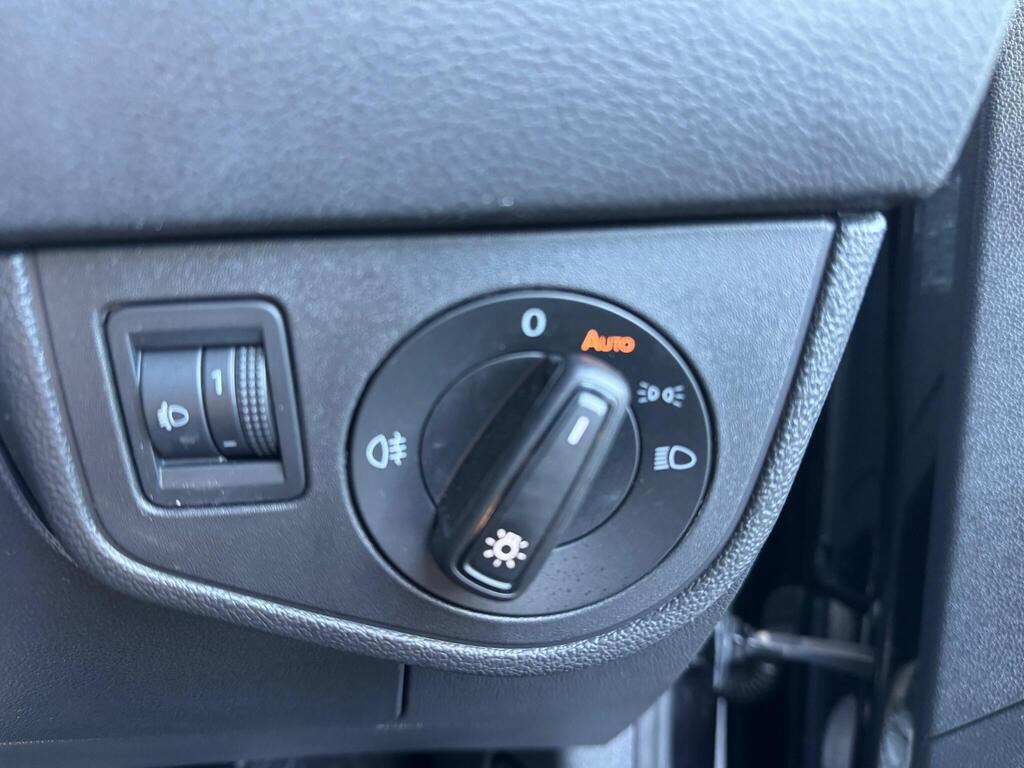 
								2022 Volkswagen Polo 1.0 TSI Life DSG full									