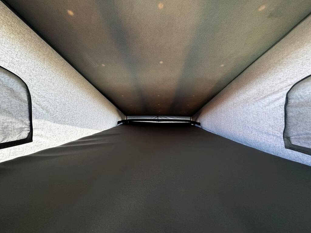 
								2020 Volkswagen T6.1 All Seasons full									