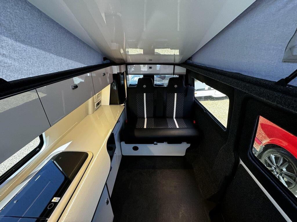 
								2020 Volkswagen T6.1 All Seasons full									