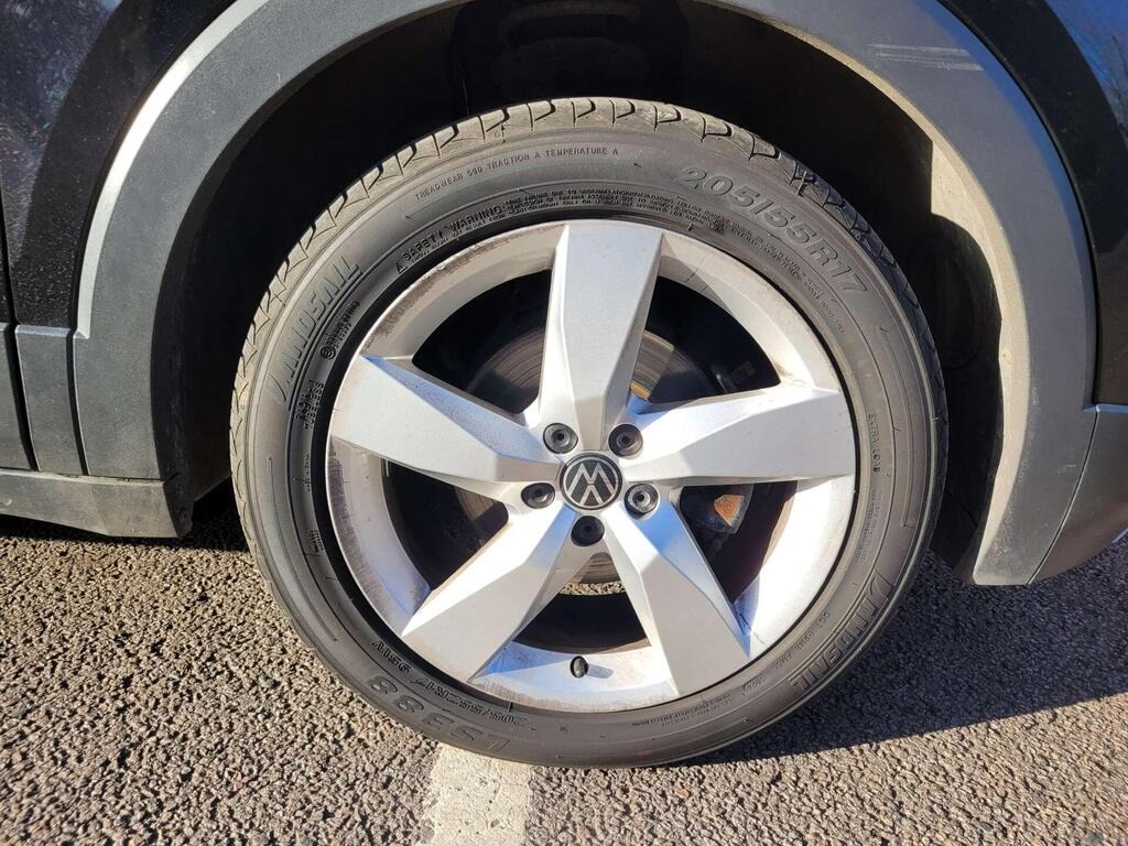 
								2021 Volkswagen T-Cross 1.0 TSI SEL full									