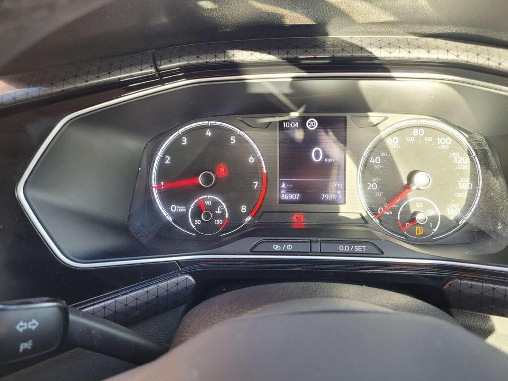 
								2021 Volkswagen T-Cross 1.0 TSI SEL full									