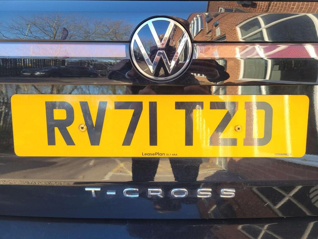 
								2021 Volkswagen T-Cross 1.0 TSI SEL full									